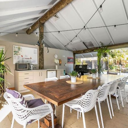 Pelican Beach Resort Noosaville Exterior photo