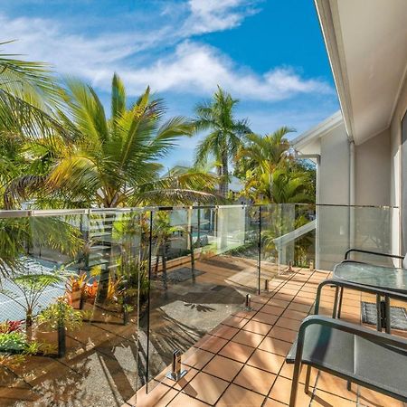 Pelican Beach Resort Noosaville Exterior photo